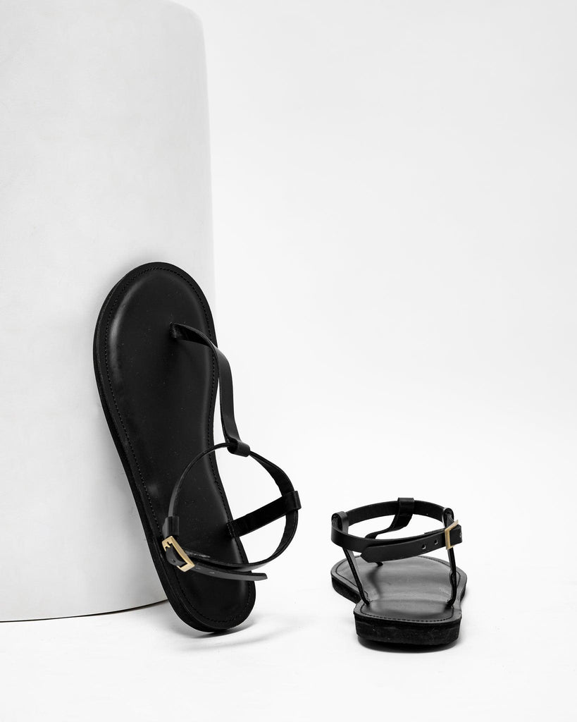 Jaber Sandal In BLACK - Ikojn